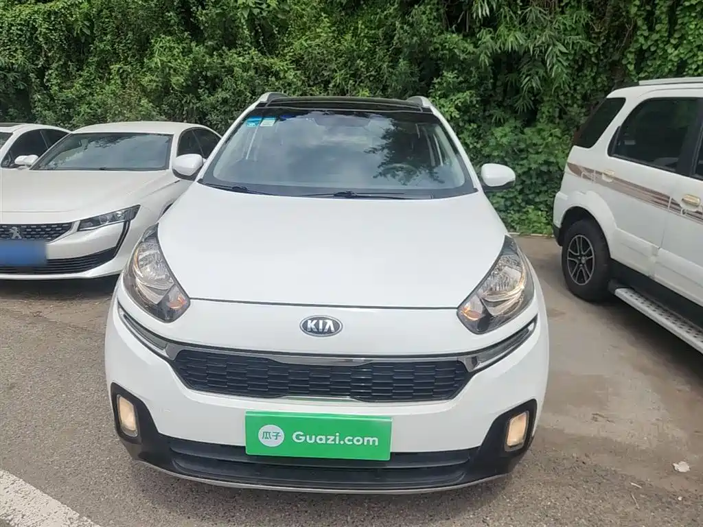 Kia KX3 Smart Run 2015 1.6L Automatic 2WD DLX фото 3
