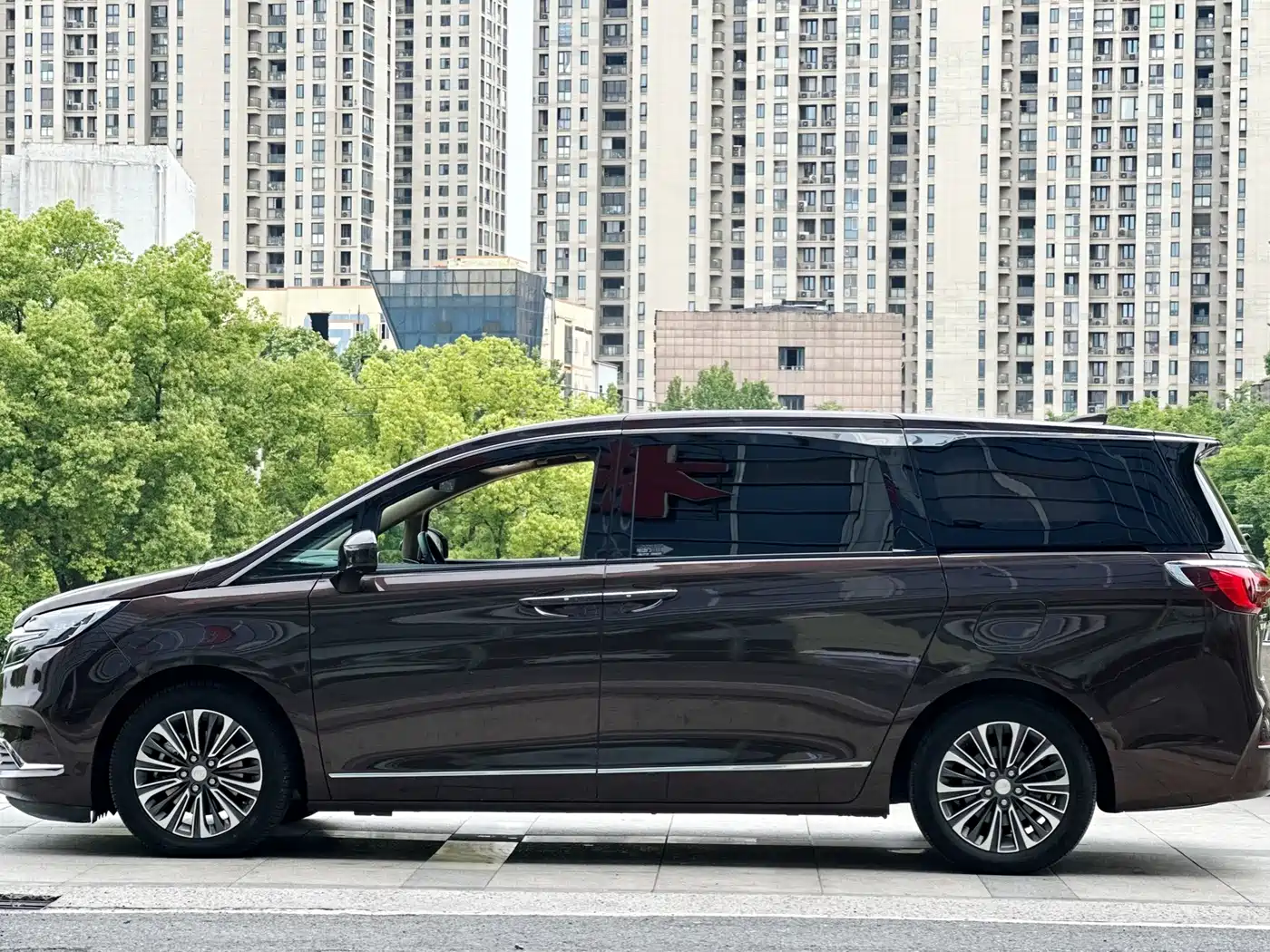 Buick GL8 2020 ES Landglory 653T Flagship фото 7