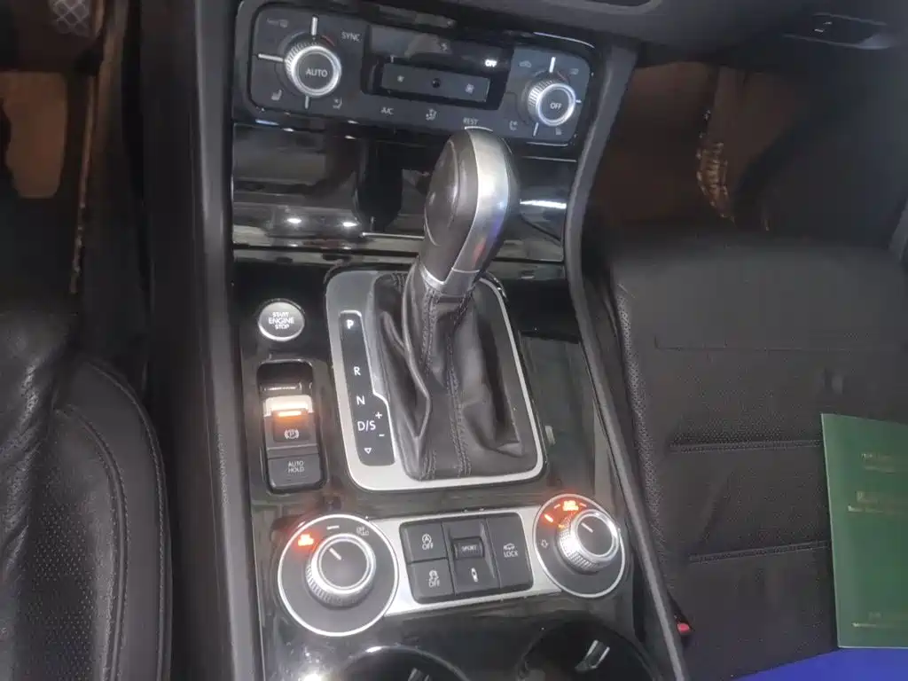 Volkswagen Touareg 2017 2017 3.0TSI Explorer Edition