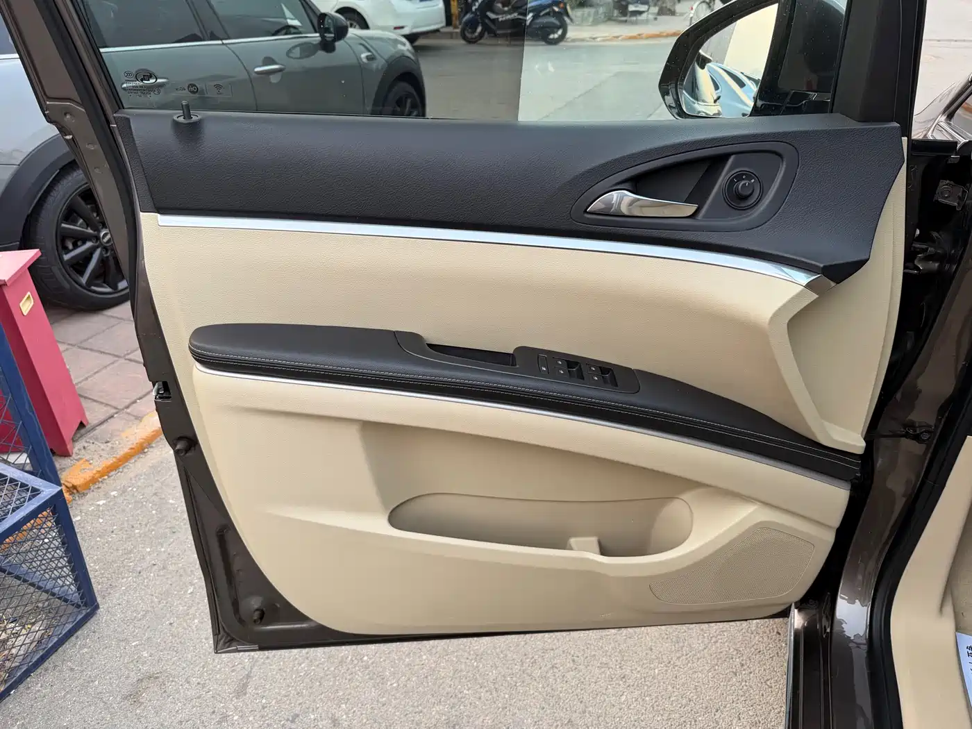 Buick GL8 2023 Facelift Land Business Class Luxury фото 10