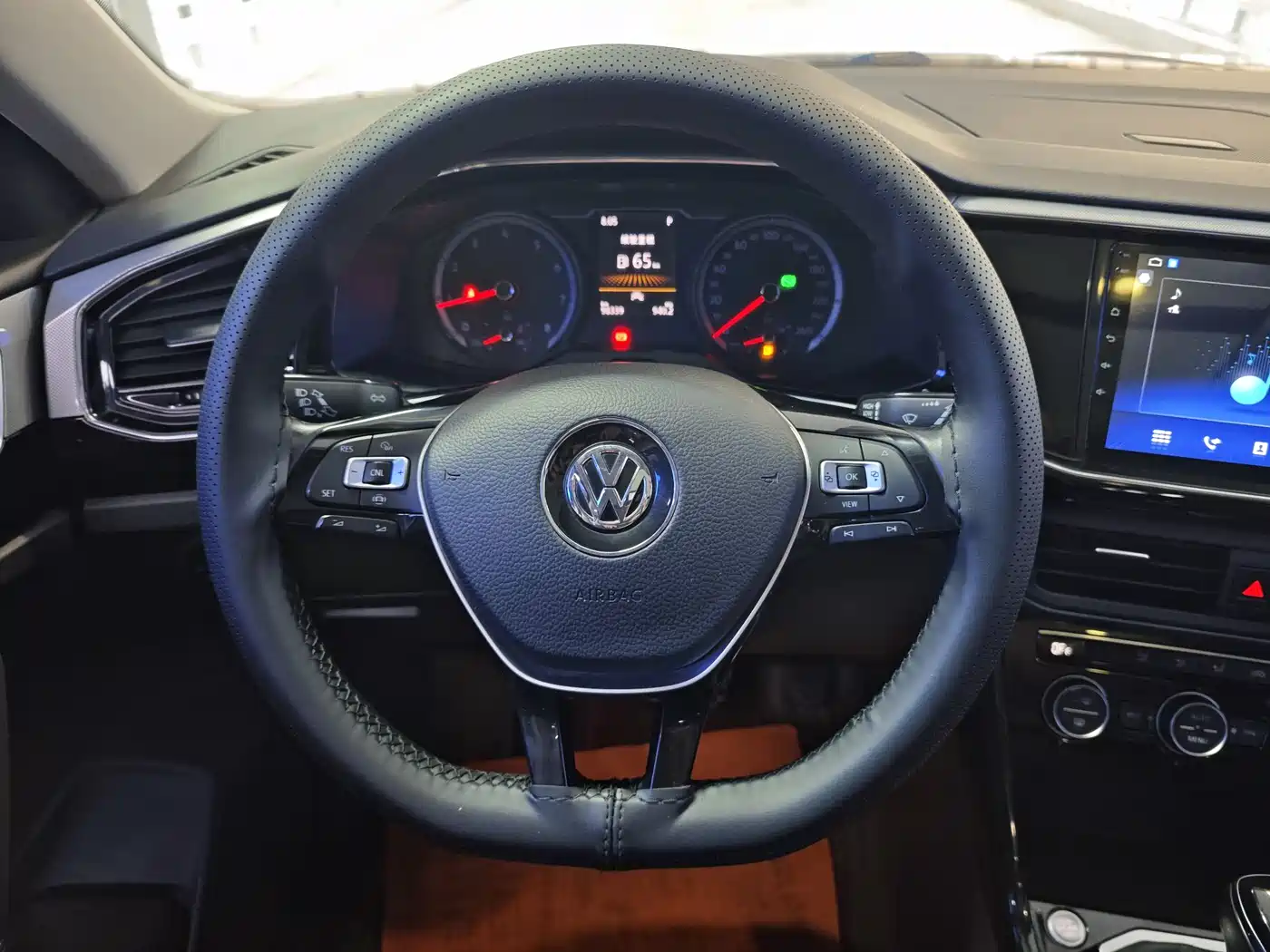 Volkswagen Tayron 2019 330TSI 2WD Luxury China VI фото 17