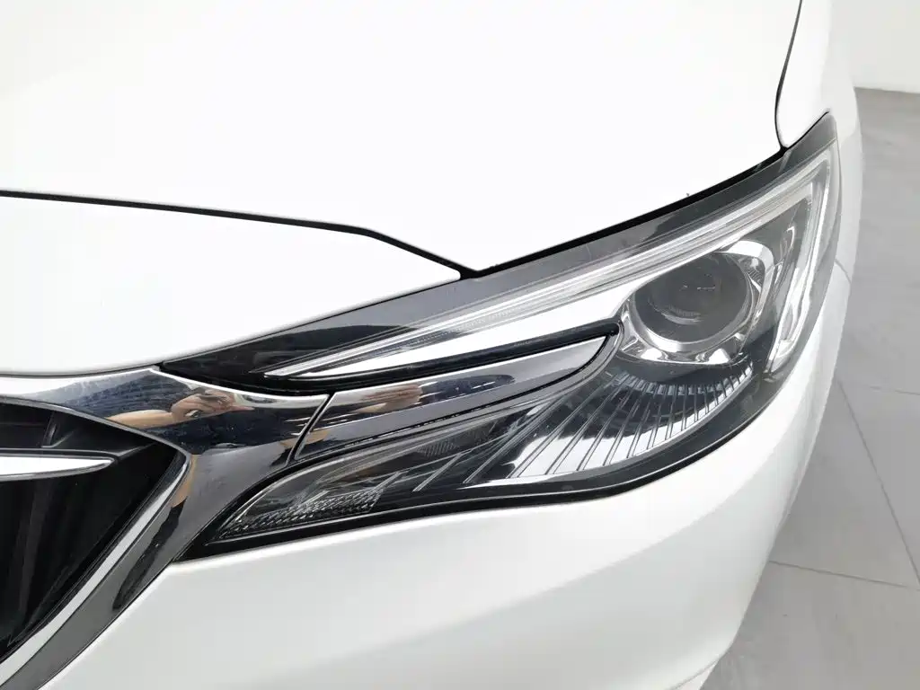 Photo 7 - Buick Excelle