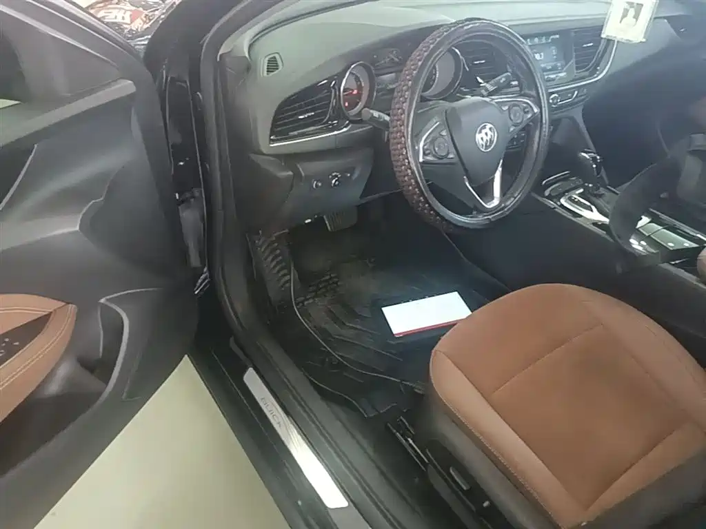 Buick Regal 2019 Facelift 20T Luxury Model China VI фото 16