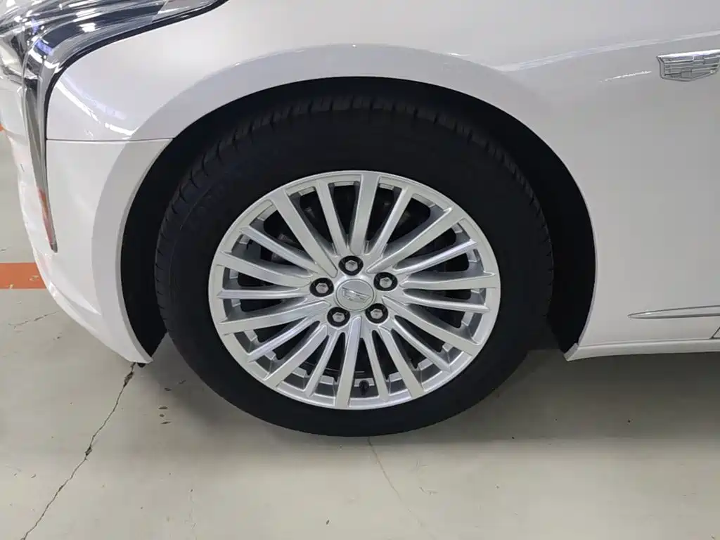 Cadillac CT6 2023 2022 28T Luxury