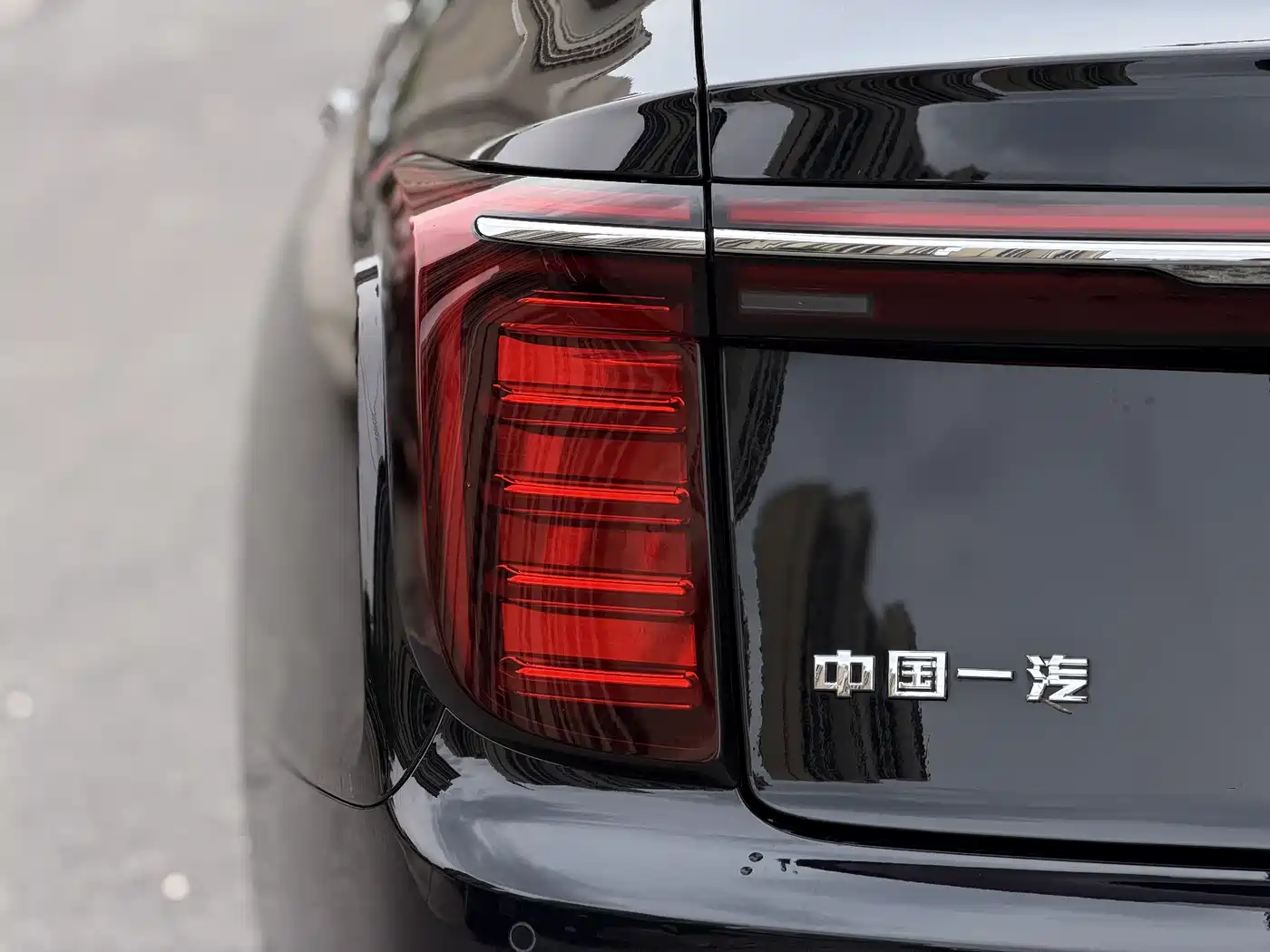Hongqi H9 2024 2.0T Qi Enjoy Luxury Business Edition фото 14