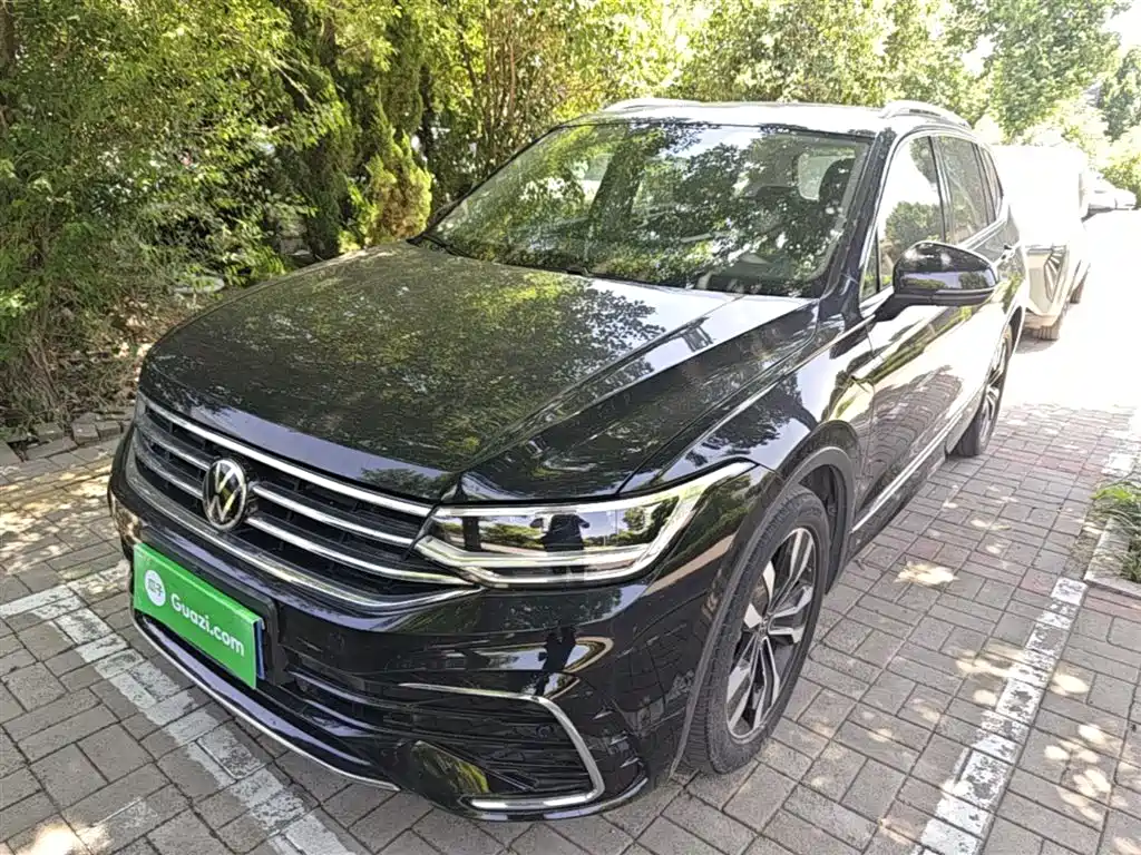 Volkswagen Tiguan L 2023 330TSI Auto 2WD R-Line Premium Edition фото 2