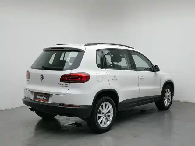 Volkswagen Tiguan 2016 280TSI Automatic 2WD Silk Road Fashion Edition — фото 2