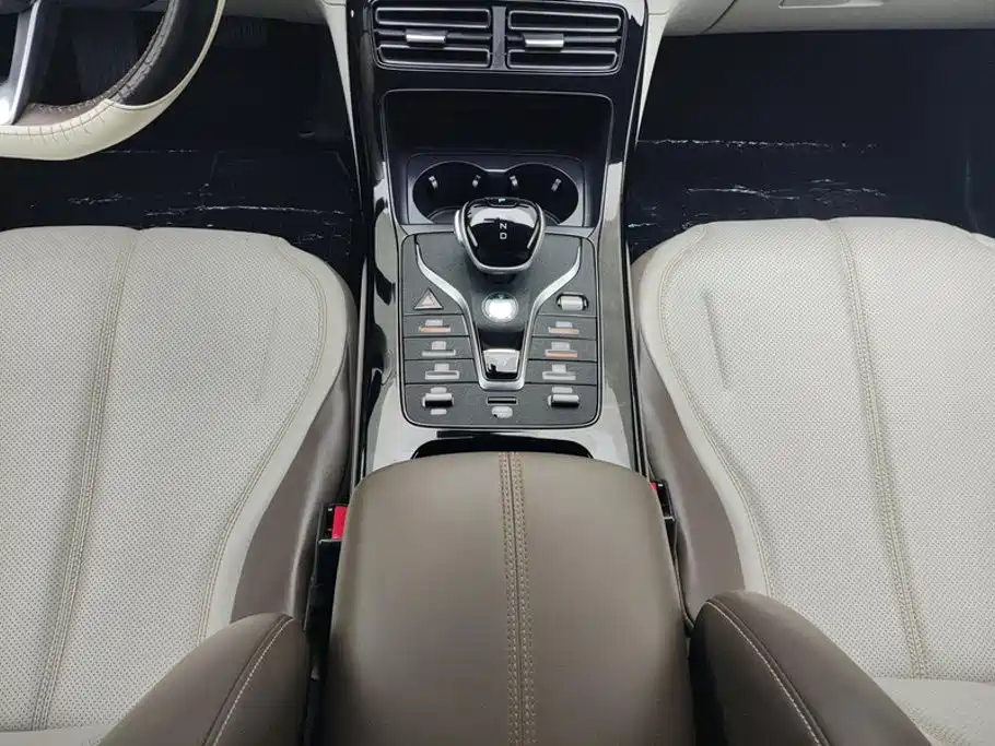 Фото 16 - BYD Qin PLUS