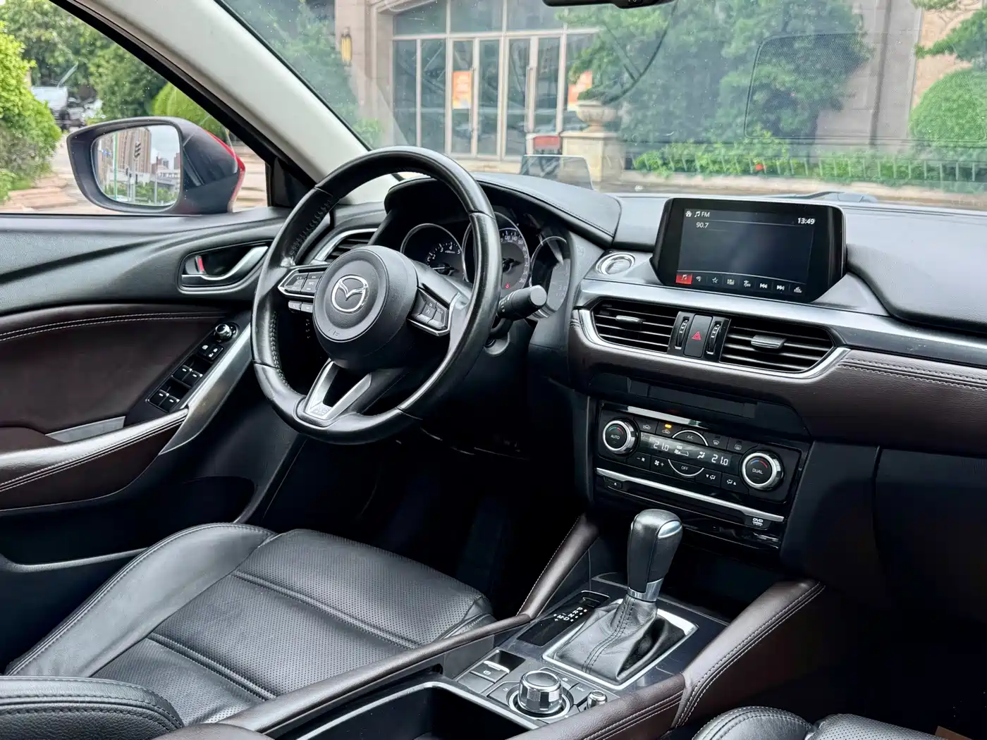 Photo 7 - Mazda Atenza