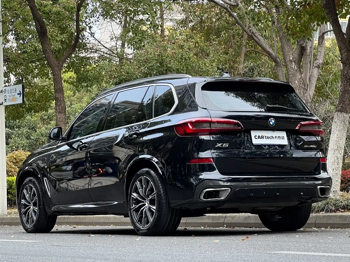 BMW X5 2022 xDrive 30Li M Sport Package фото 6