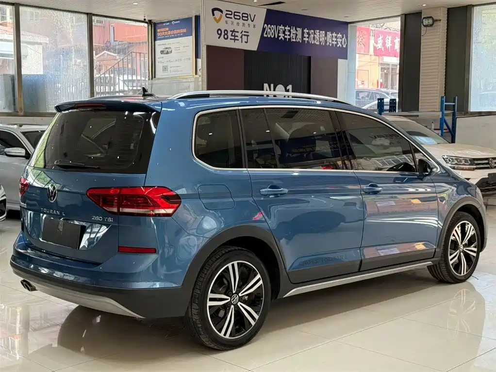 Volkswagen Touran 2022 Touran L 280TSI DSG Frontier Edition 7-seater фото 4
