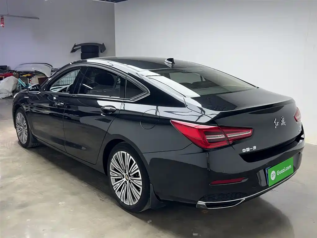 Hongqi H5 2022 Classic Facelift 1.5T DCT Flag Rhythm Edition фото 25
