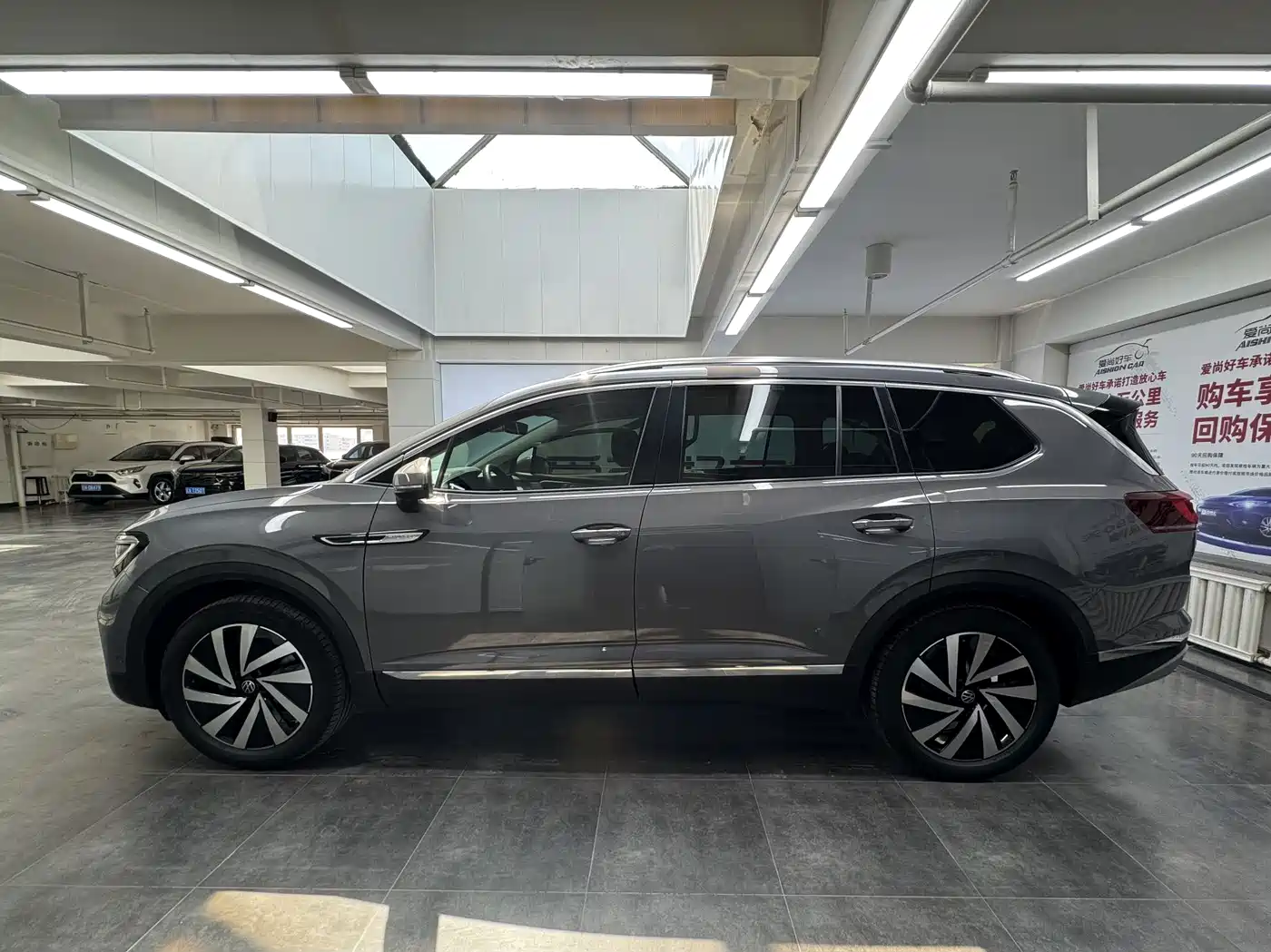 Volkswagen Talagon 2022 380TSI 4WD Luxury Premium Pro Edition 7-Seater фото 4