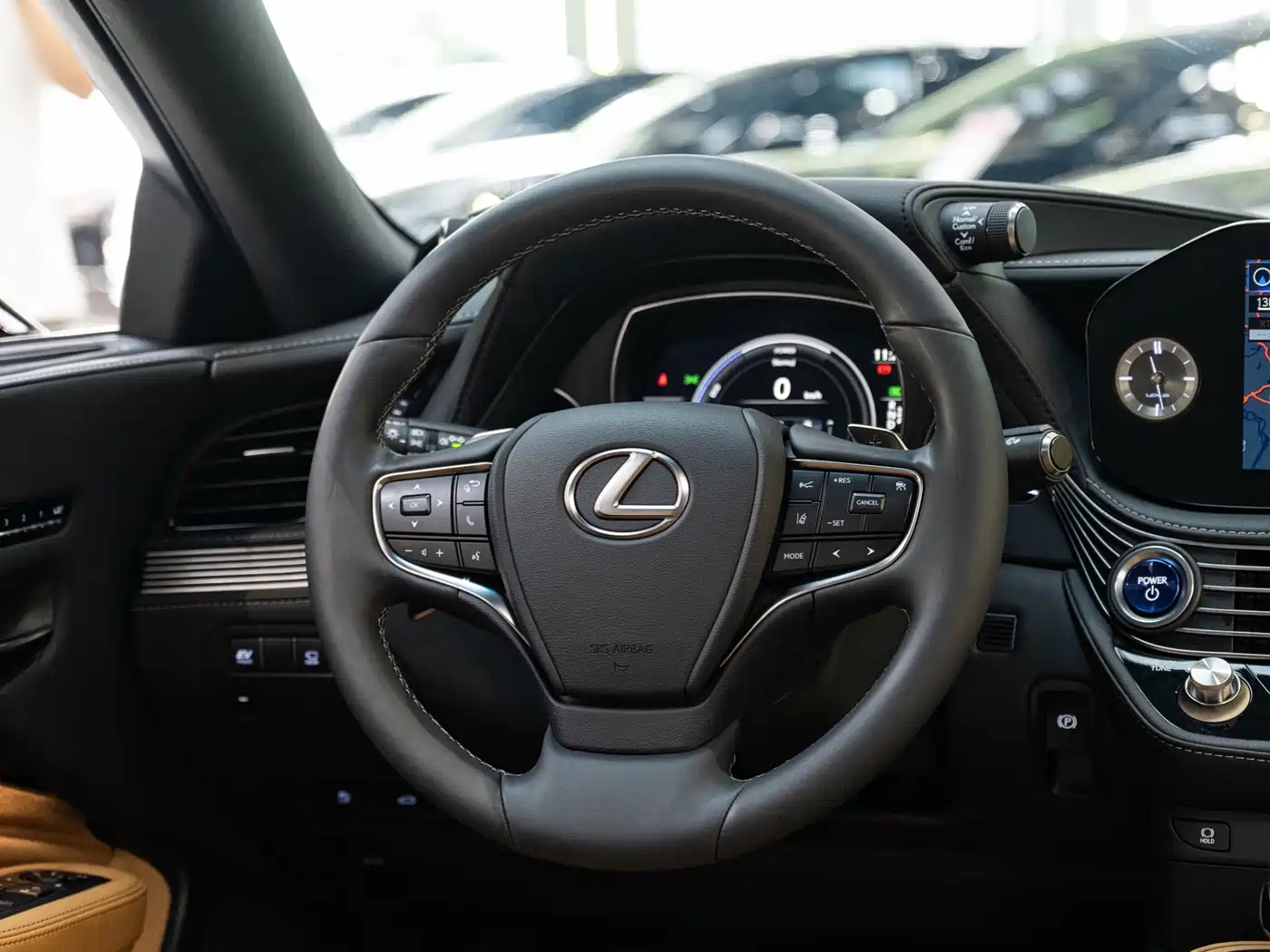 Lexus LS 2021 500h Excellence Edition фото 14