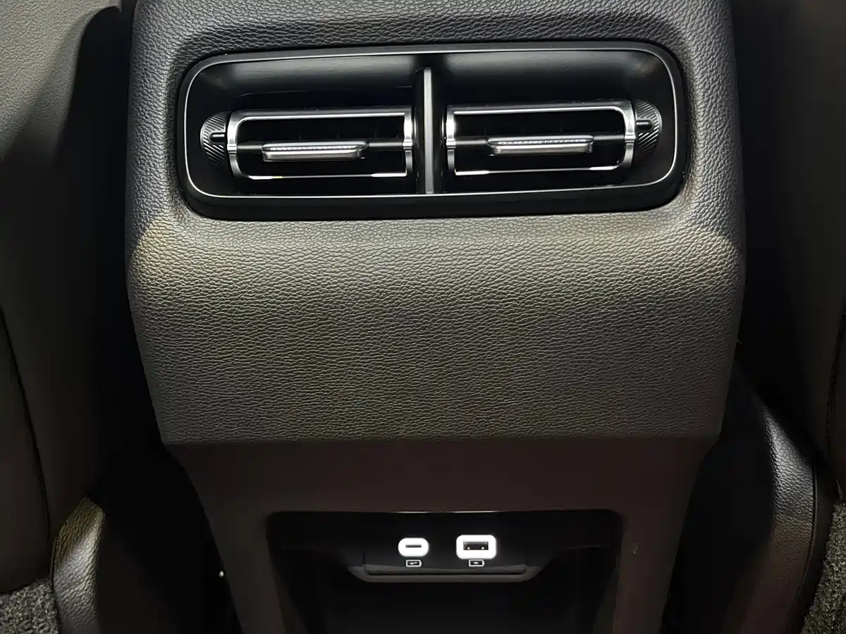 BAIC ORV Beijing Offroad BJ40 2026 2.0D Mega Screen Diesel Edition фото 34