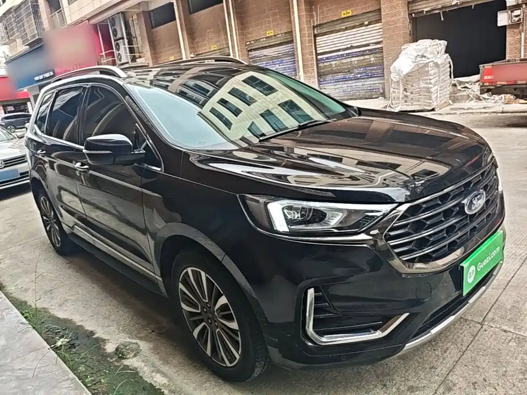 Ford Edge 2022 2021 PLUS EcoBoost 245 FWD Luxury Sharp 7-seater