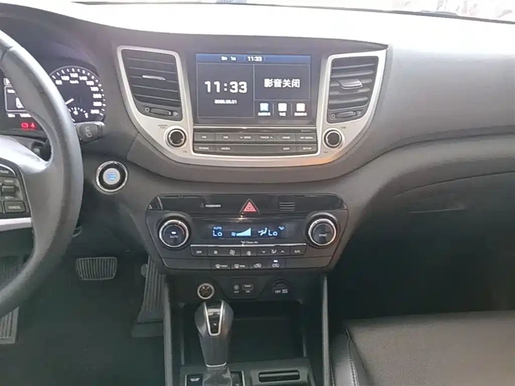 Hyundai Tucson 2015 1.6T Dual Clutch 2WD Smart фото 13