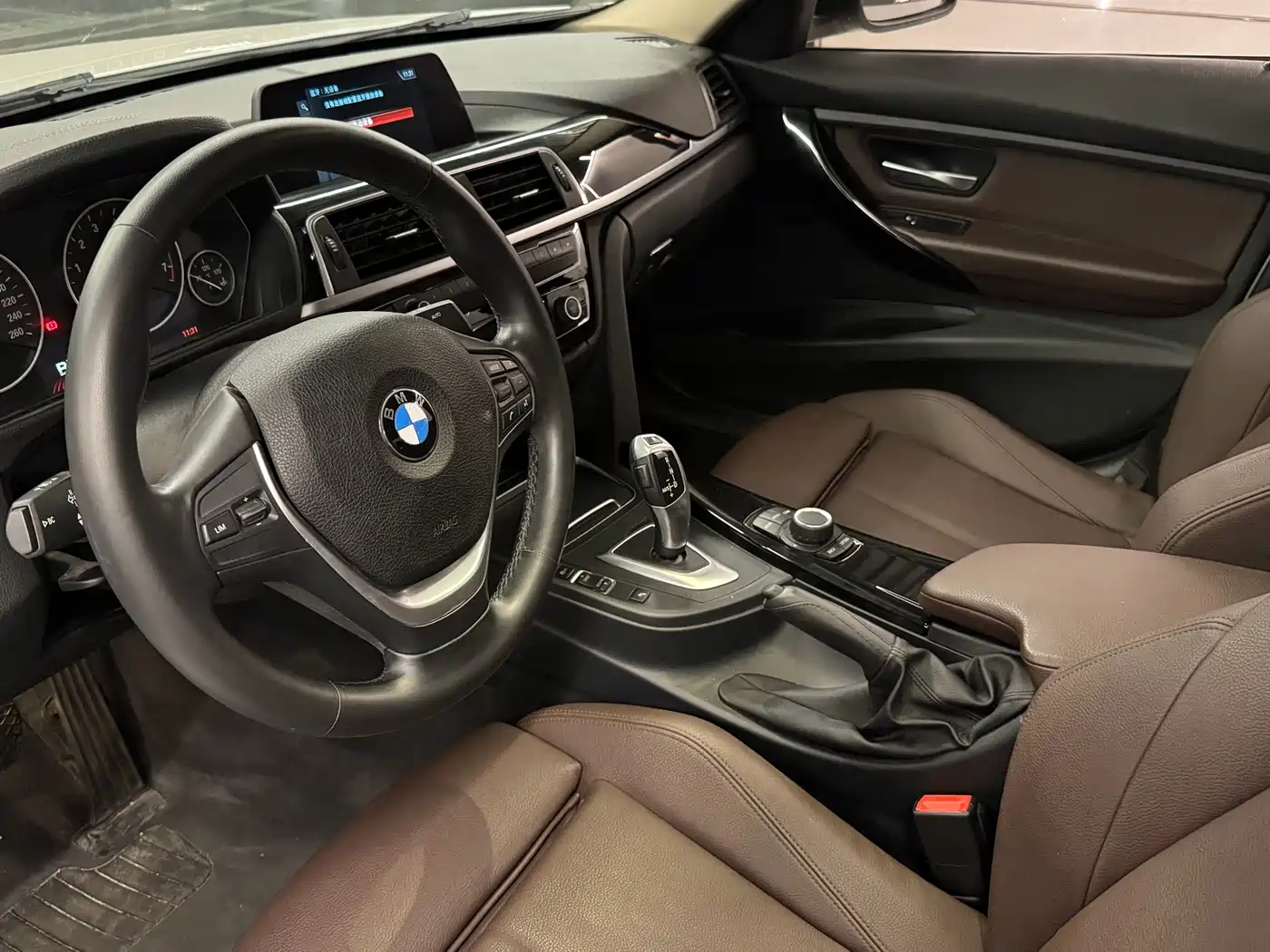 BMW 3 Series 2017 320Li Fashion фото 13