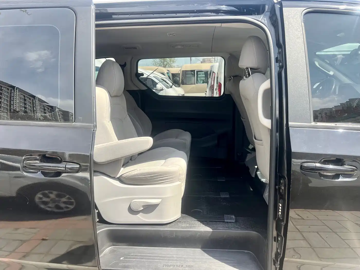 SAIC MAXUS CHASE G10