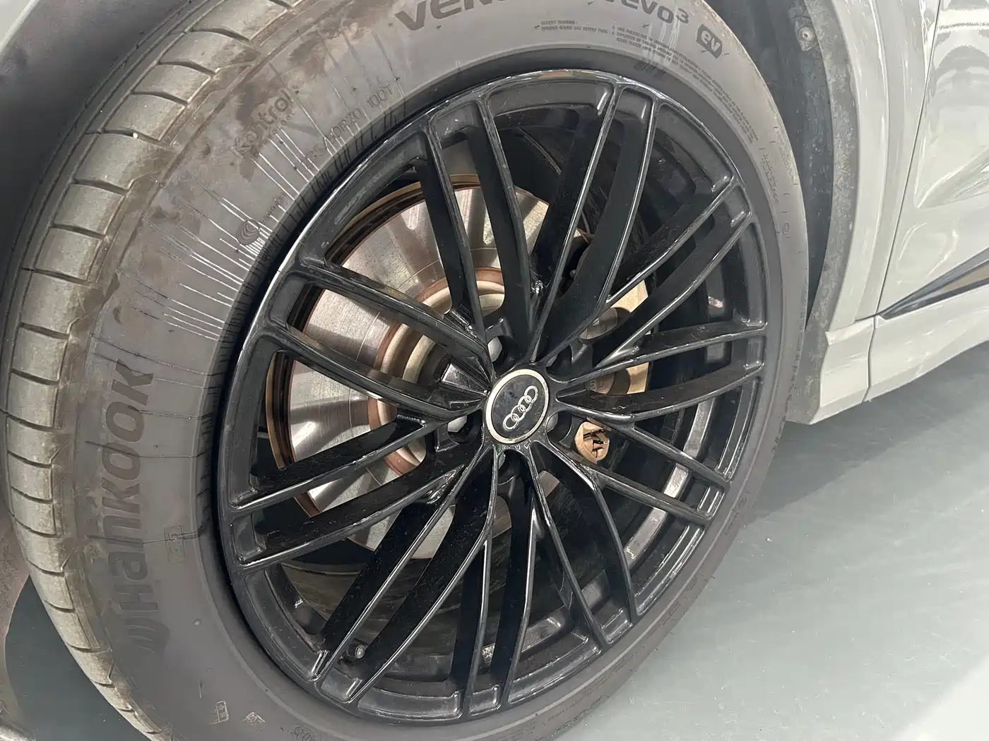 Audi Q4 e-tron 2024 40 e-tron Creation Edition фото 15