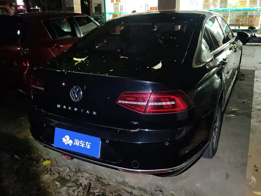 Volkswagen Magotan 2018 280TSI DSG Premium фото 3