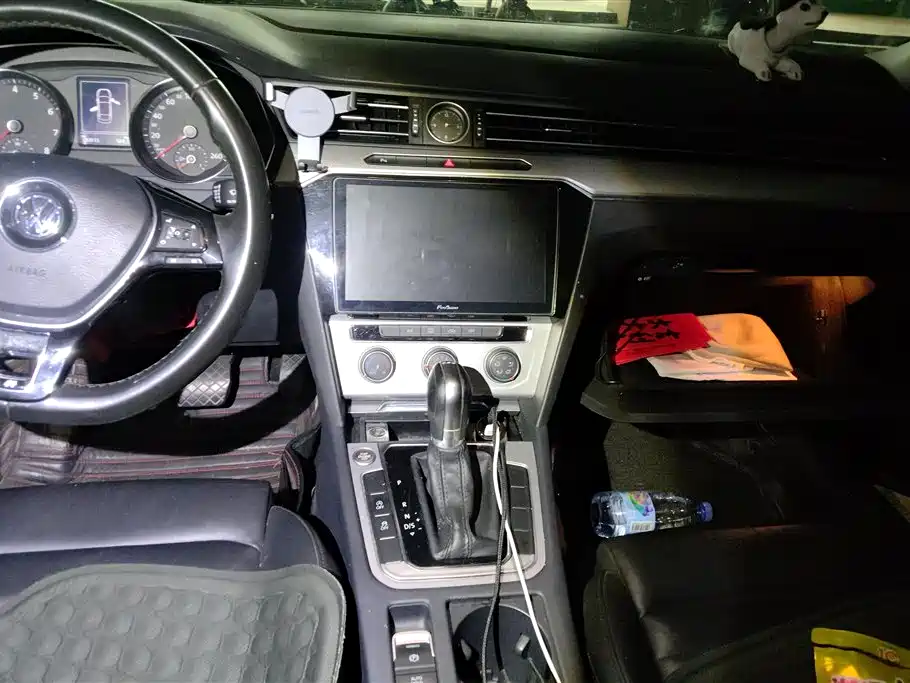 Volkswagen Magotan 2018 280TSI DSG Premium фото 13