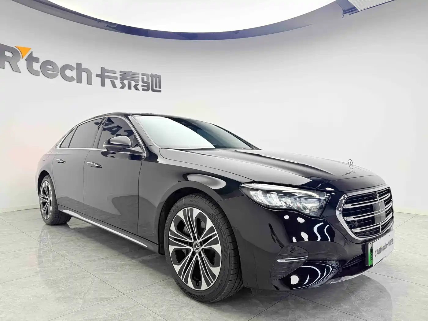 Mercedes-Benz E-Class New Energy 2024 E 350 e L Plug-in Hybrid Sedan фото 3