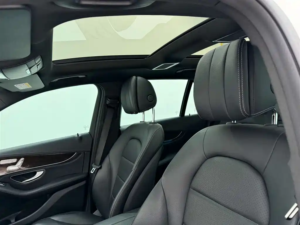 Mercedes-Benz GLC 2019 GLC 260 L 4MATIC Dynamic фото 16