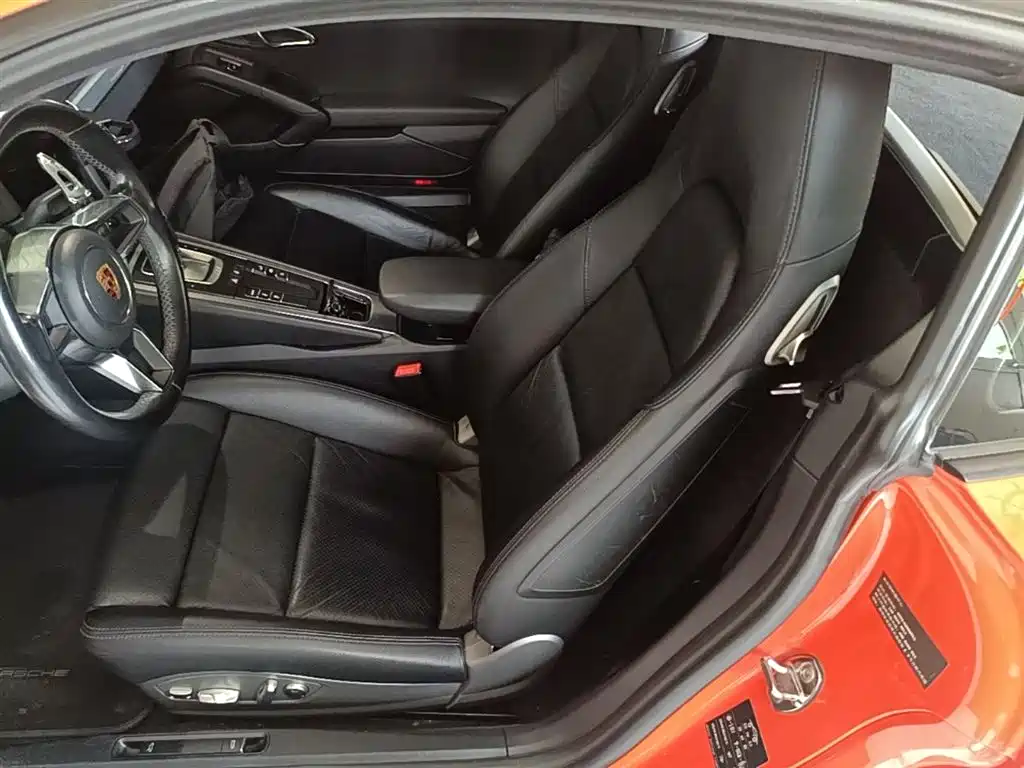 Porsche 718 2016 Cayman 2.0T фото 17