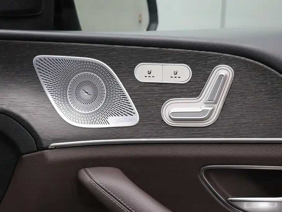 Mercedes-Benz GLE, миниатюра 27