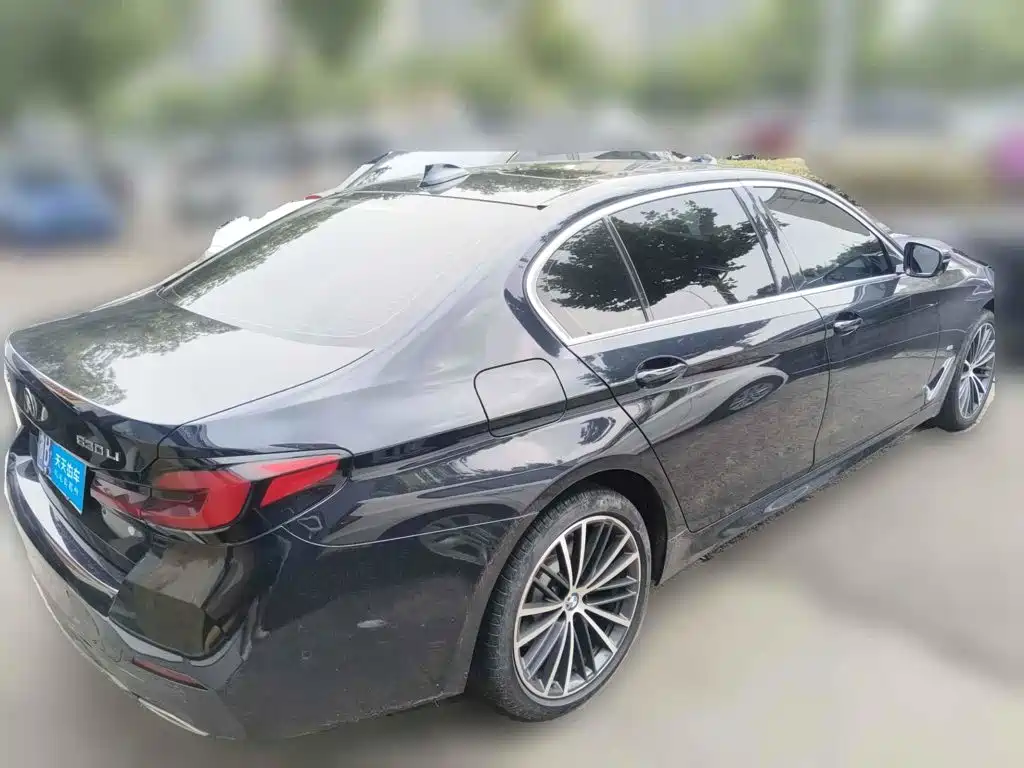 Фото 5 - BMW 5 Series