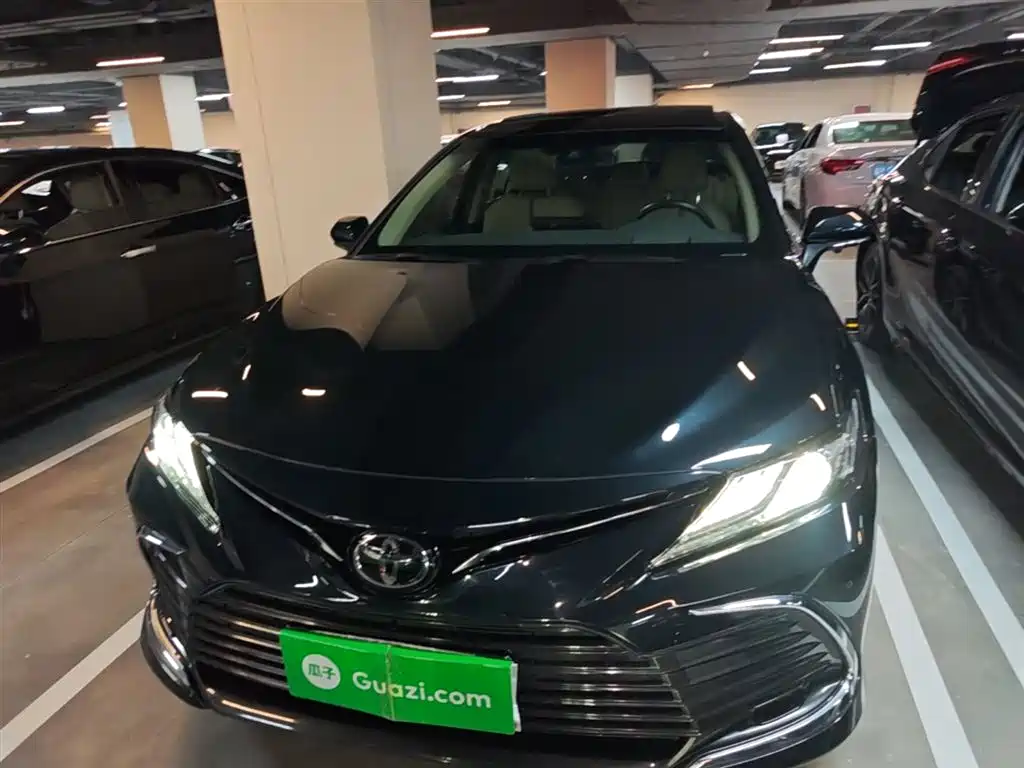 Toyota Camry 2021 2.5G Luxury Edition фото 3