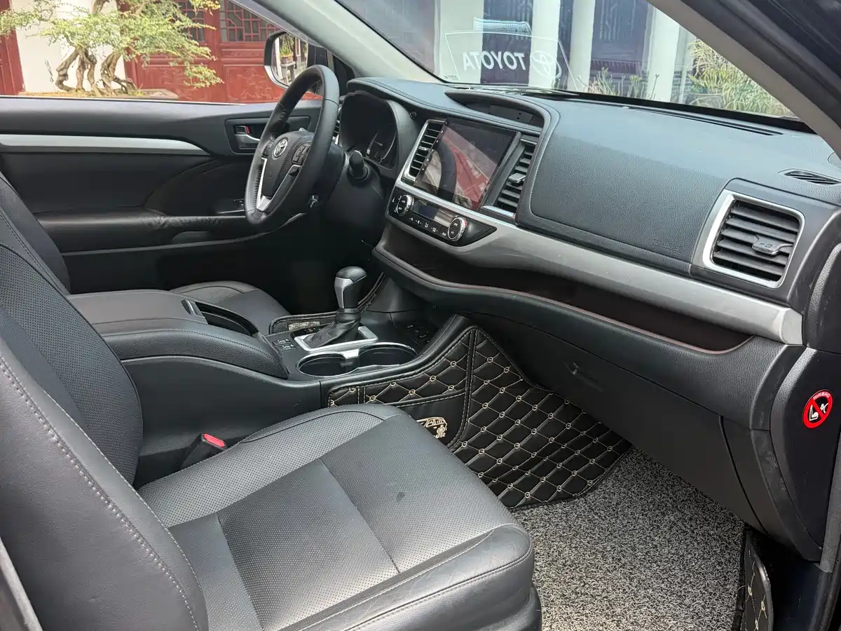 Toyota Highlander 2015 2.0T AWD Luxury Edition 7-seater фото 7