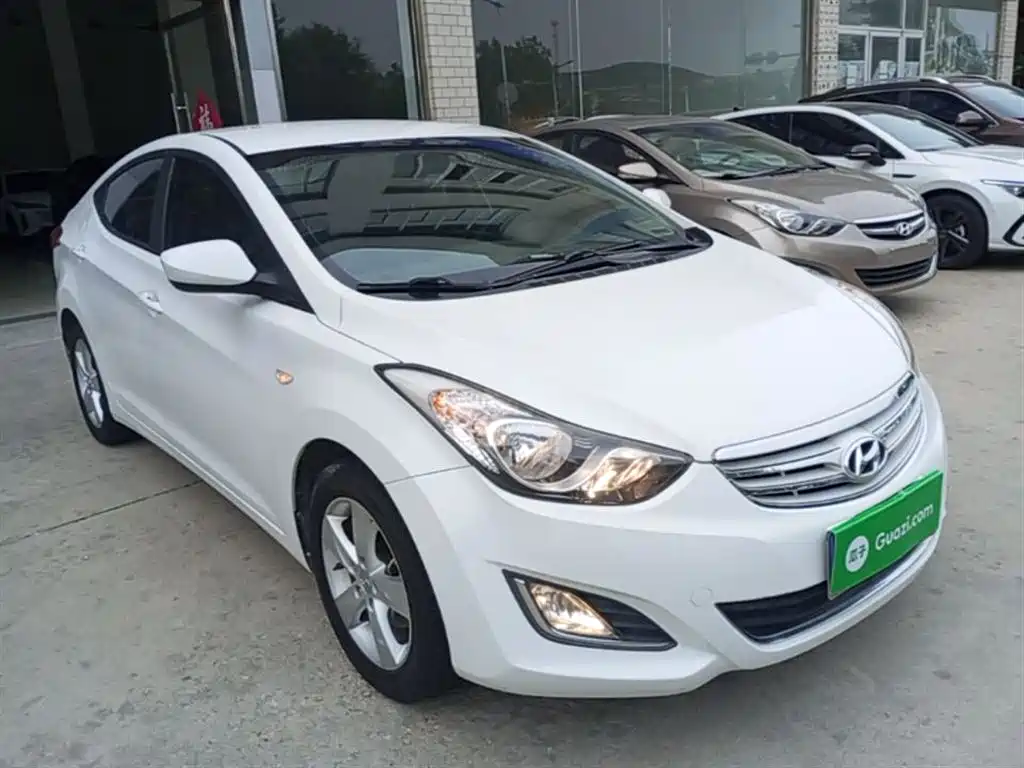 Hyundai Langdong 2012 1.6L Manual Fashion фото 4