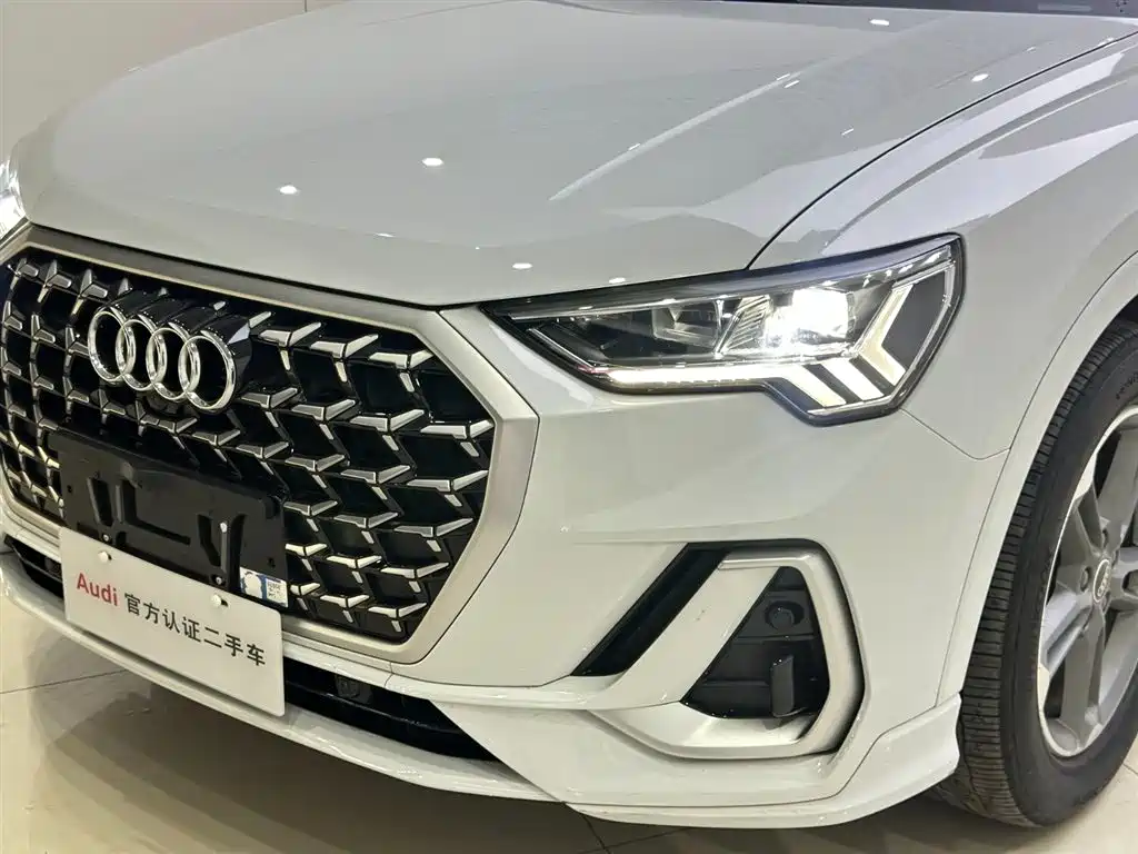 Audi Q3 2024 2024 35 TFSI Progressive Sport
