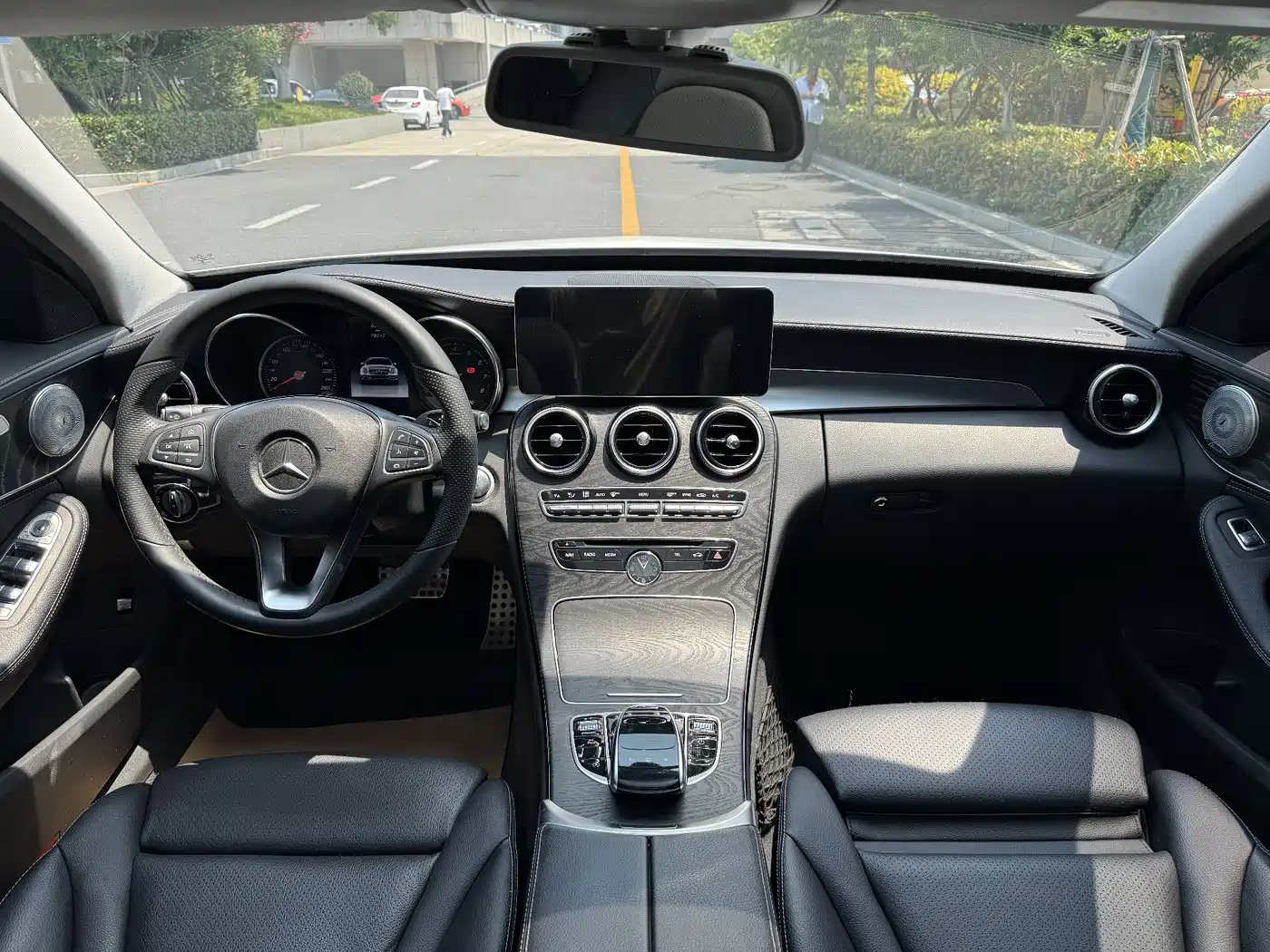 Mercedes-Benz C-Class 2016 C 200 L Sport фото 15