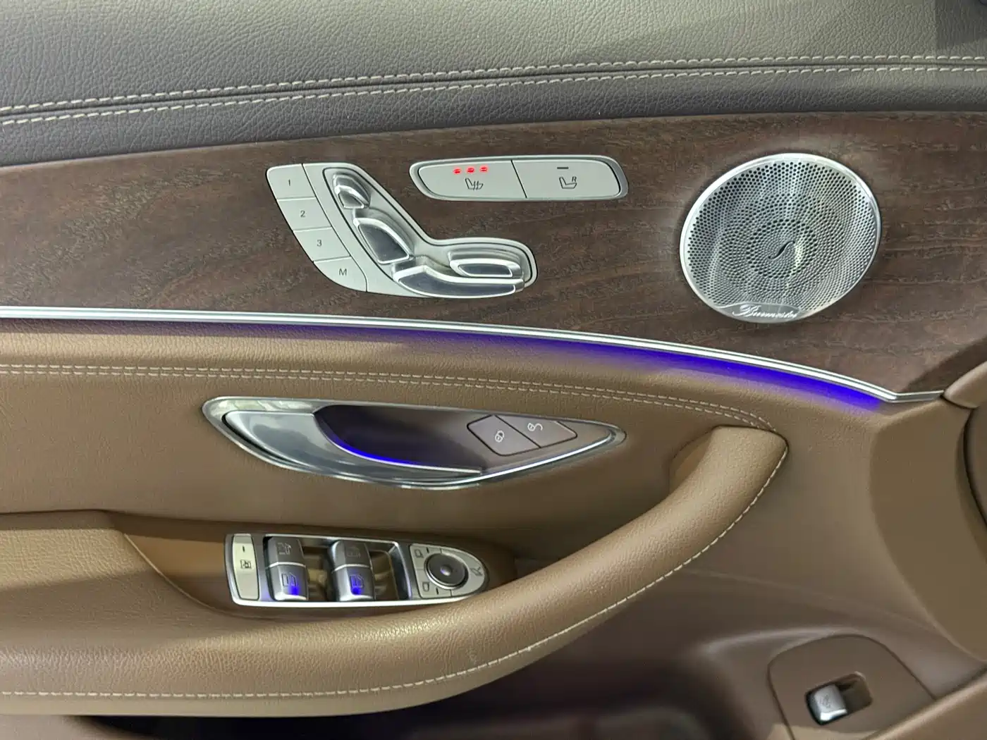 Mercedes-Benz E-Class 2021 E 300 L Luxury фото 6