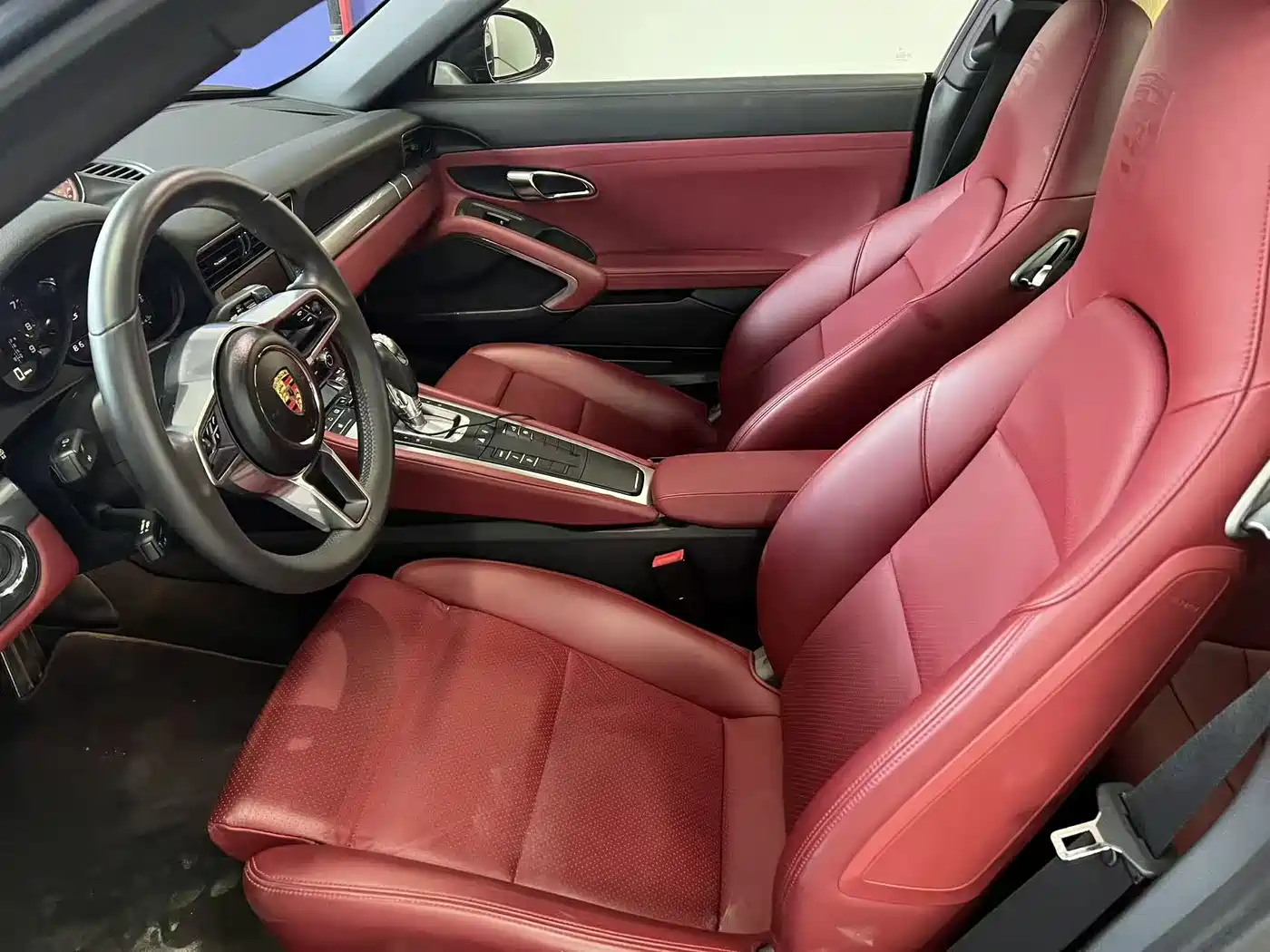 Porsche 911 2012 Carrera 3.4L фото 21