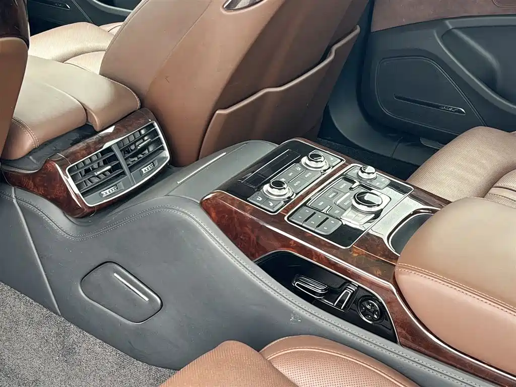 Audi A8 2013 A8L 45 TFSI quattro Luxury фото 7