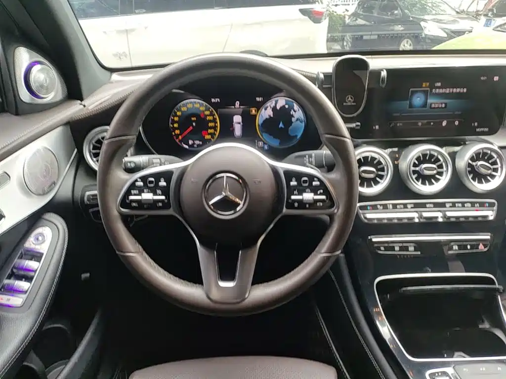 Mercedes-Benz GLC 2020 GLC 260 L 4MATIC Luxury фото 7