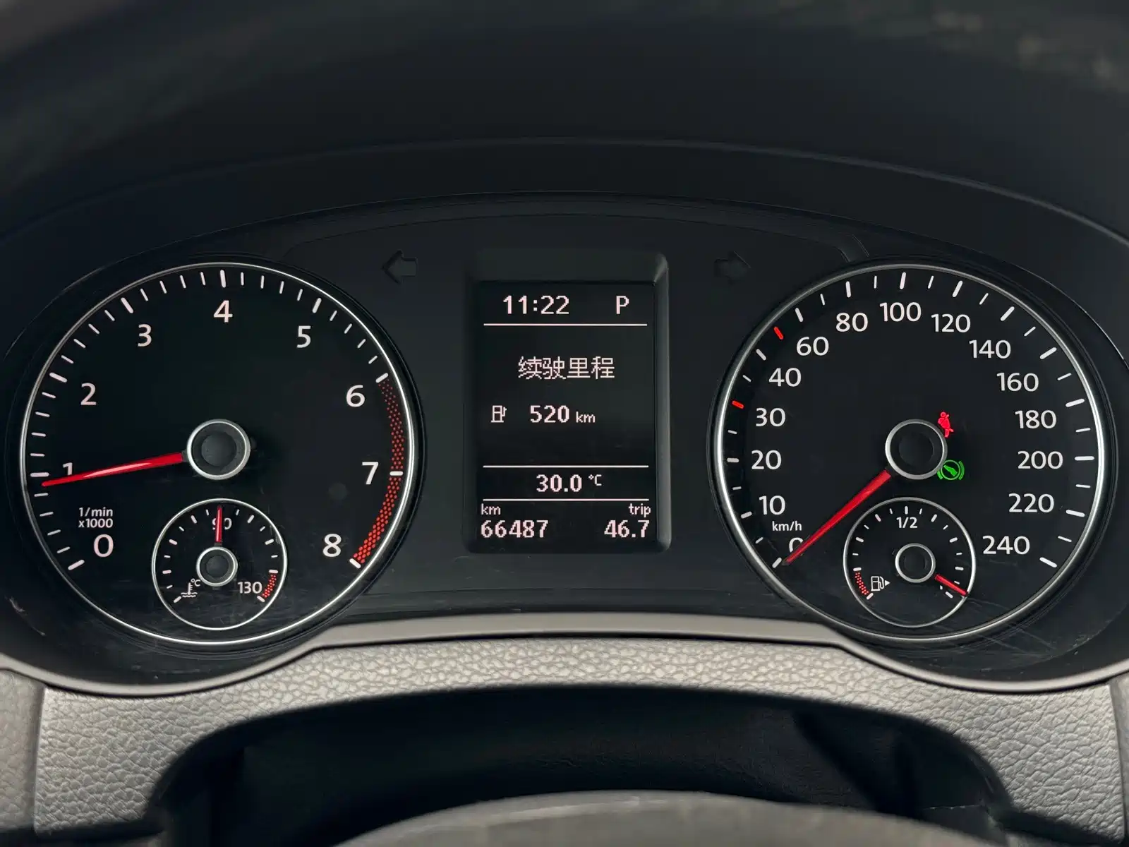 Фото 30 - Volkswagen Sharan