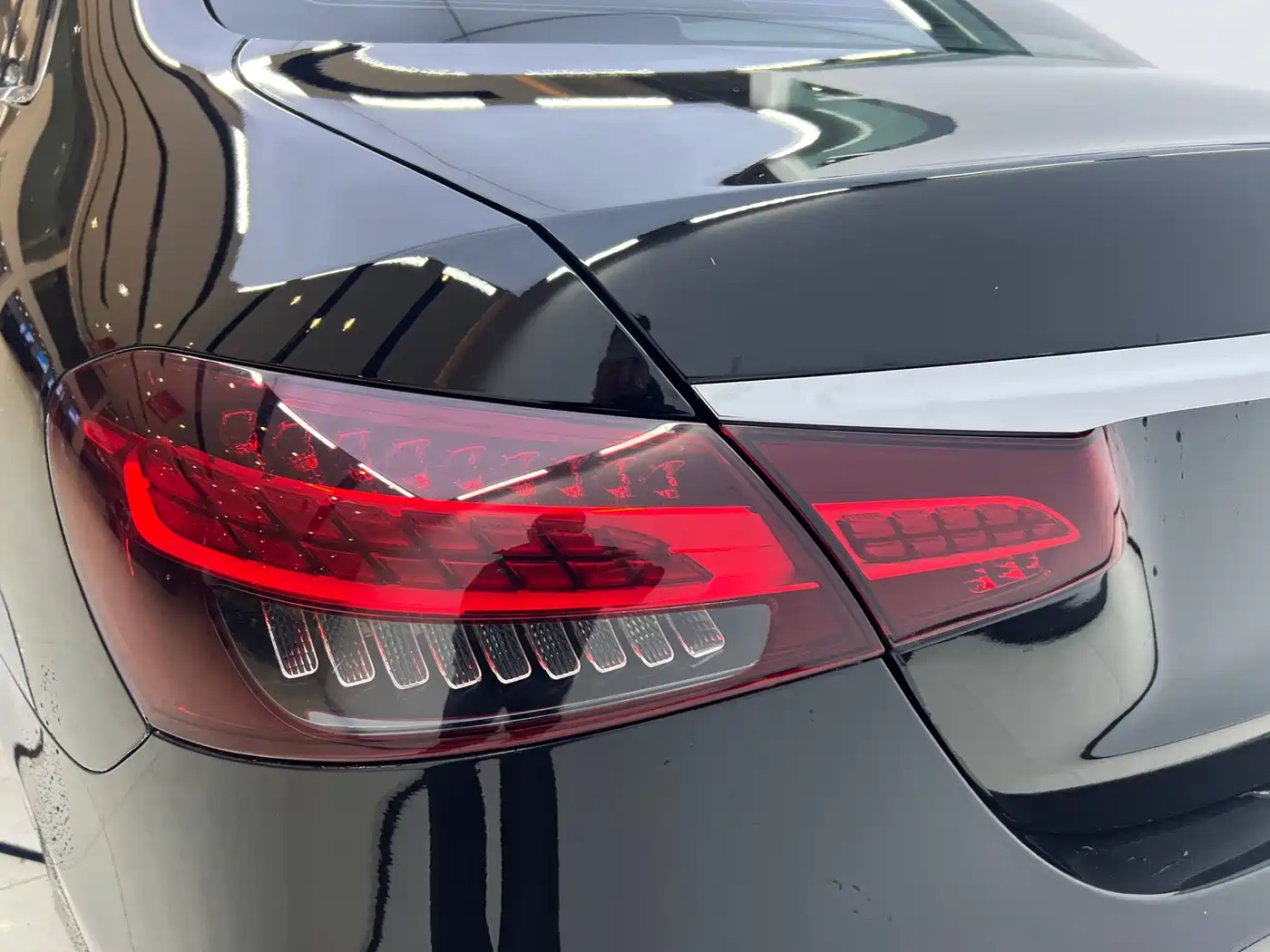 Mercedes-Benz E-Class 2022 E 300 L Fashion фото 8