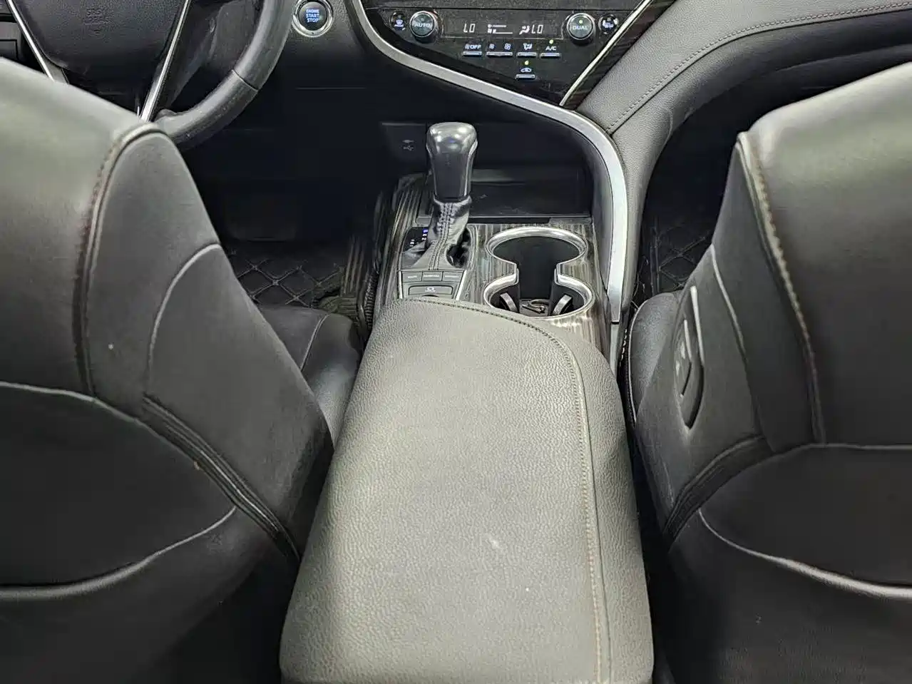 Toyota Camry 2019 2.5G Luxury (China V) фото 11