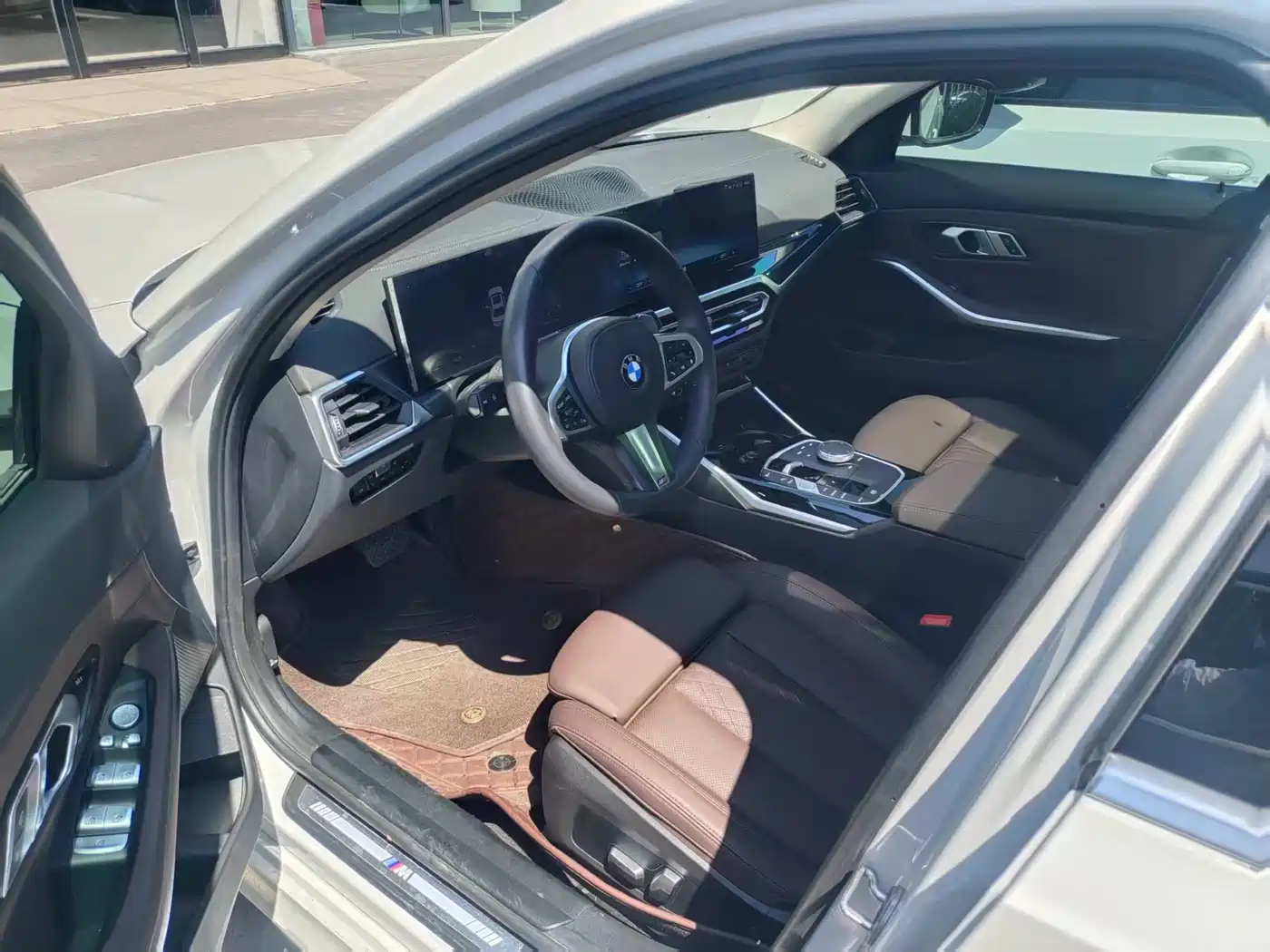 BMW 3 Series 2023 320Li M Sport Package фото 4