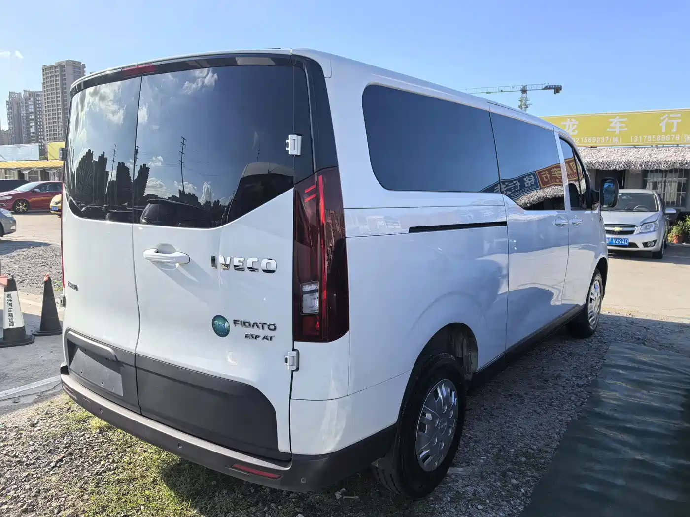 Iveco Juxing 2024 2023 C33 Van 2.0T 110KW Automatic Starway Edition Low Roof
