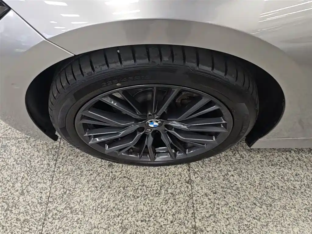 BMW 3 Series 2021 Second Facelift 325i M Sport Night Package фото 23