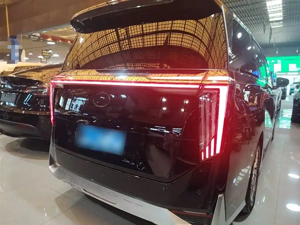 GAC Trumpchi Trumpchi M8 2025 Model Master Series Super Hybrid Edition фото 7