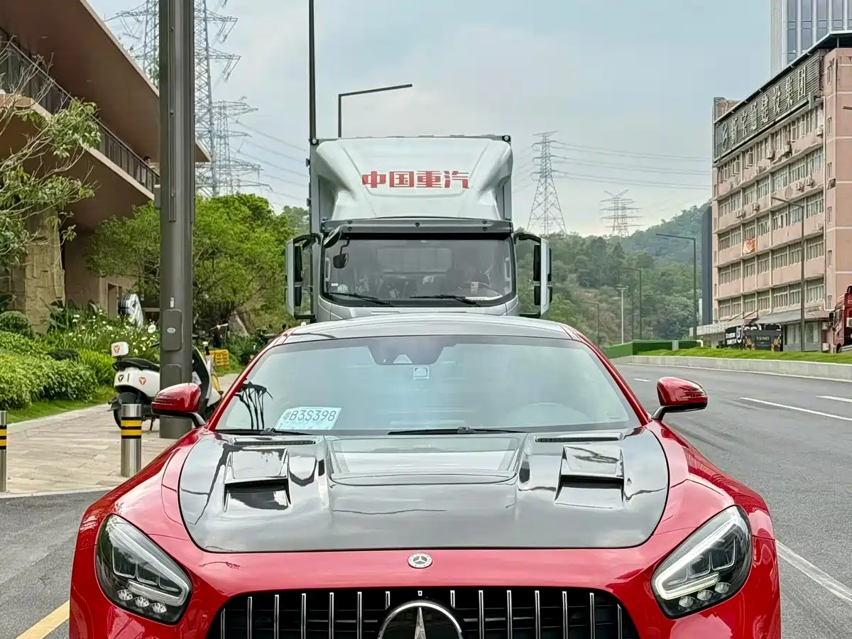 MERCEDES-BENZ AMG GT