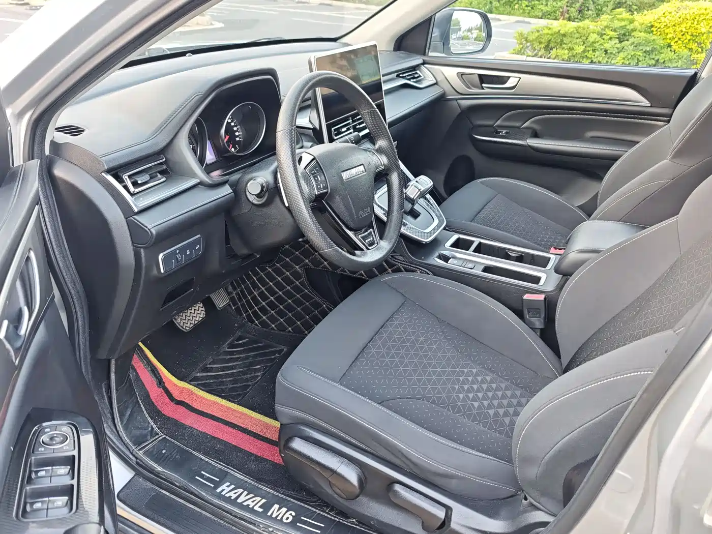 Haval M6 2021 PLUS 1.5T DCT Luxury Smart Connect фото 12