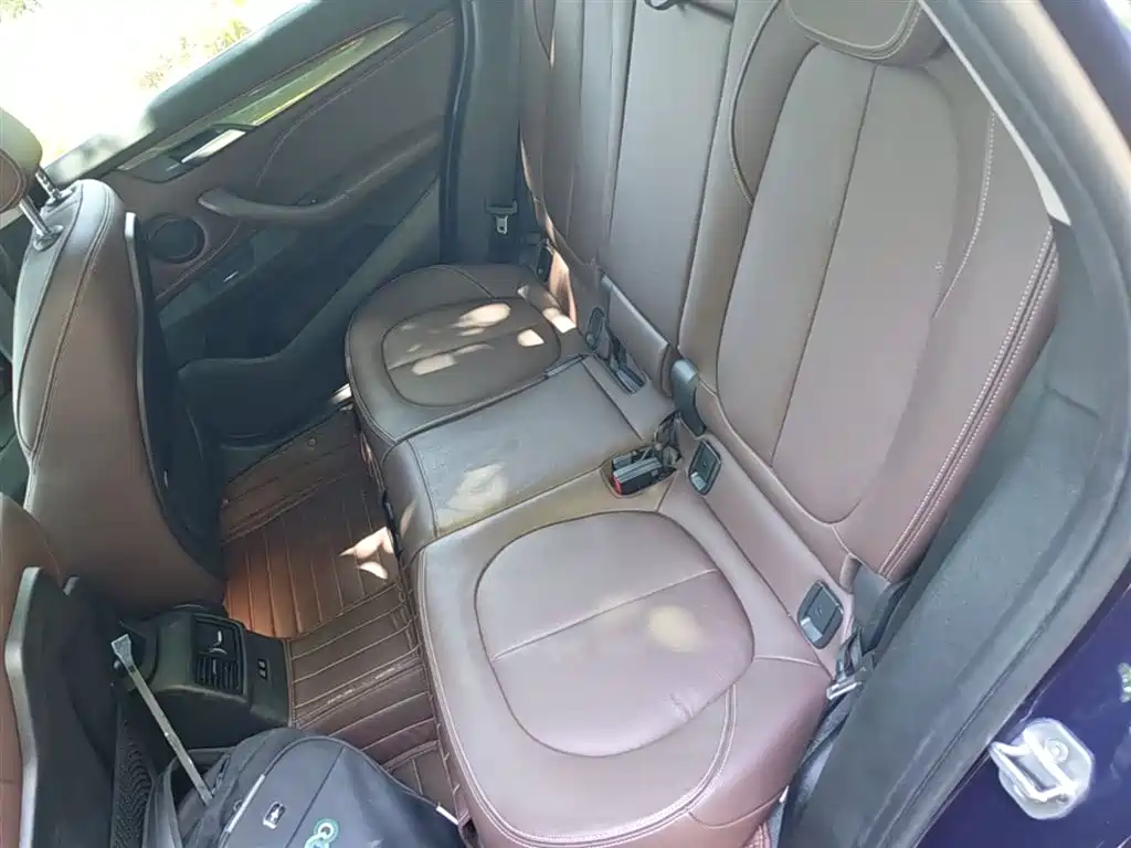 BMW X1 2019 xDrive20Li Premium Model фото 17